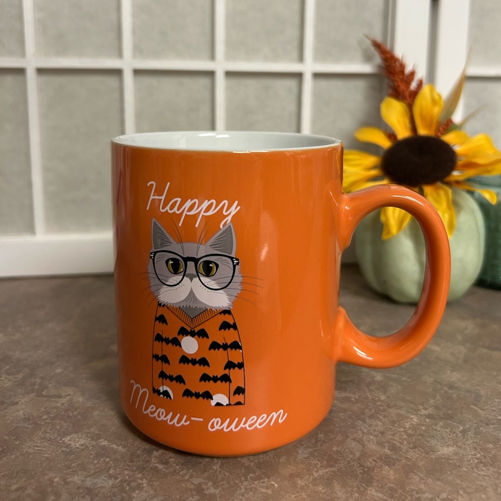 Halloween Cat Mug - Picture 3 of 7